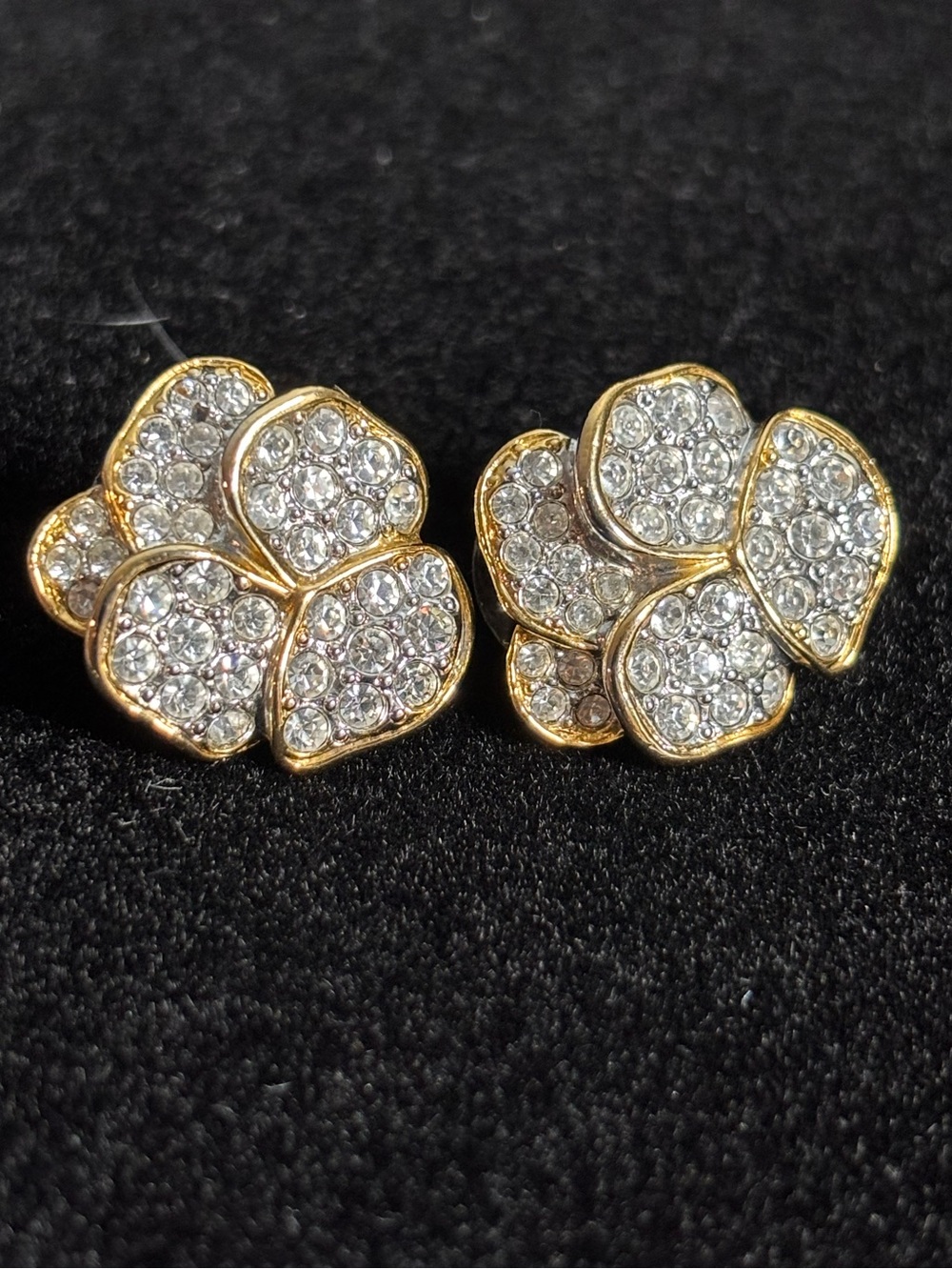 Stud Earrings, Gold Toned Smithsonian Rhinestone Pansy Flower. Vintage 1997